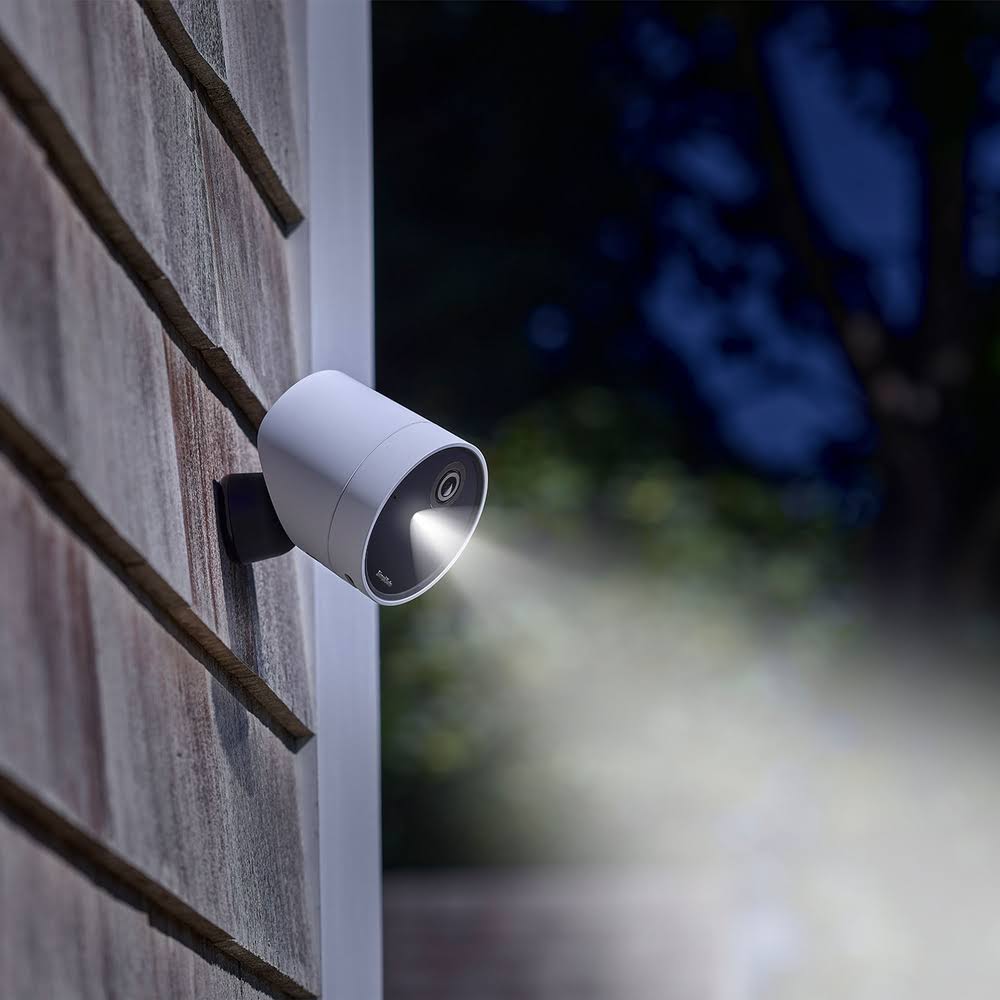Wireless Outdoor Security Camera White k7