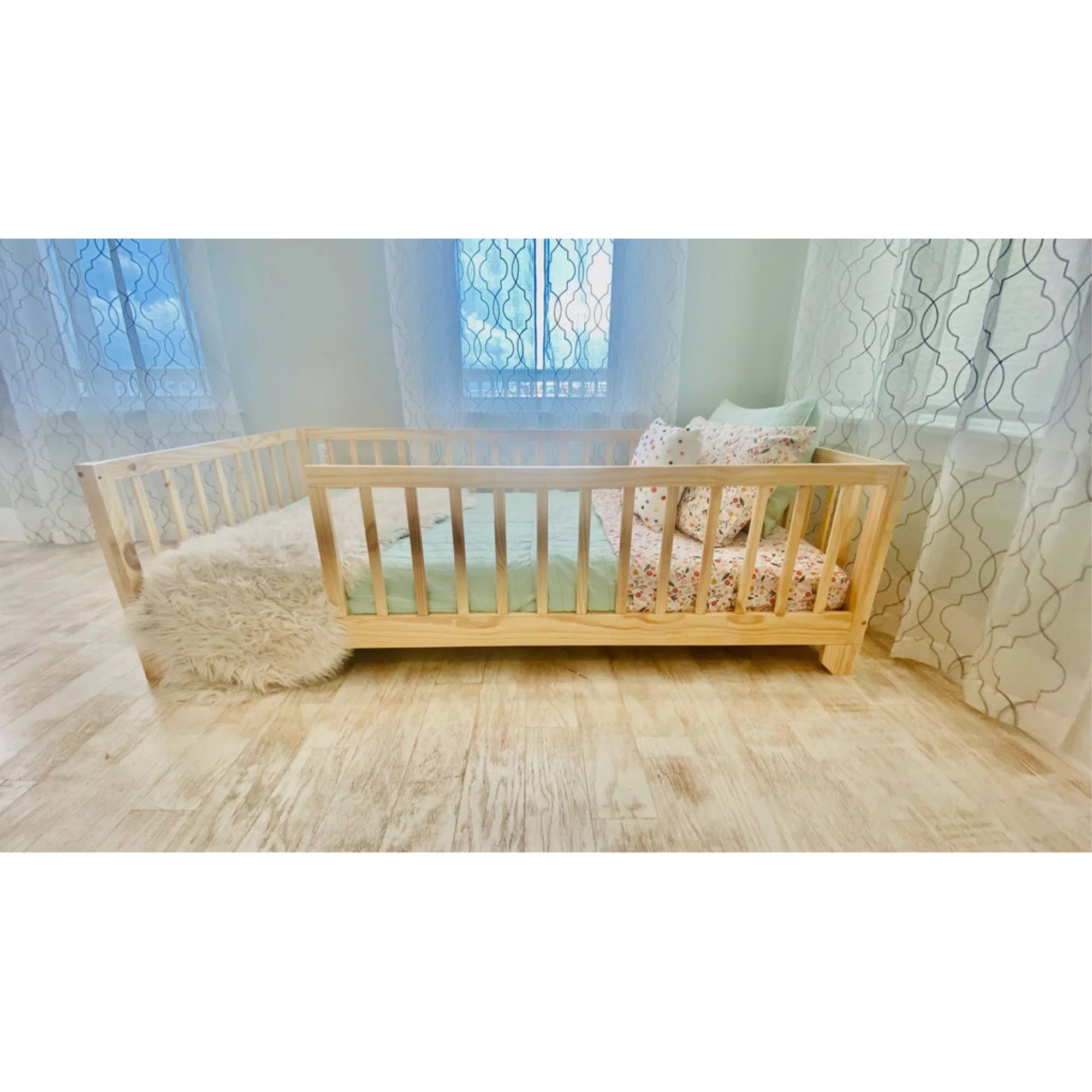 Convertible Floor Bed Frame with Rails K7m