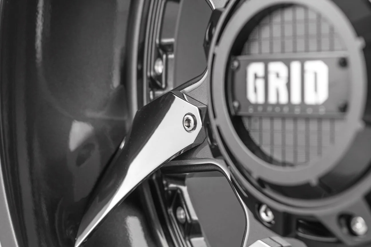 Wheel 17x9 Gloss Graphite Milled Chrome a7