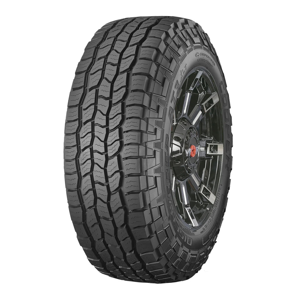 Set of 4 Cooper Discoverer AT3 XLT LT285/75R18 129/126S E Tires