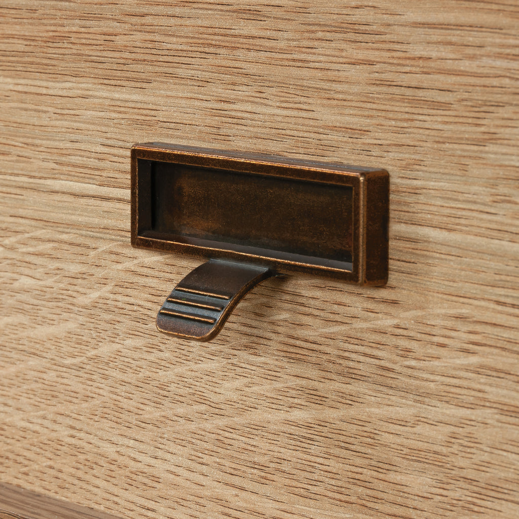 Dresser in Timber Oak Finish 7k