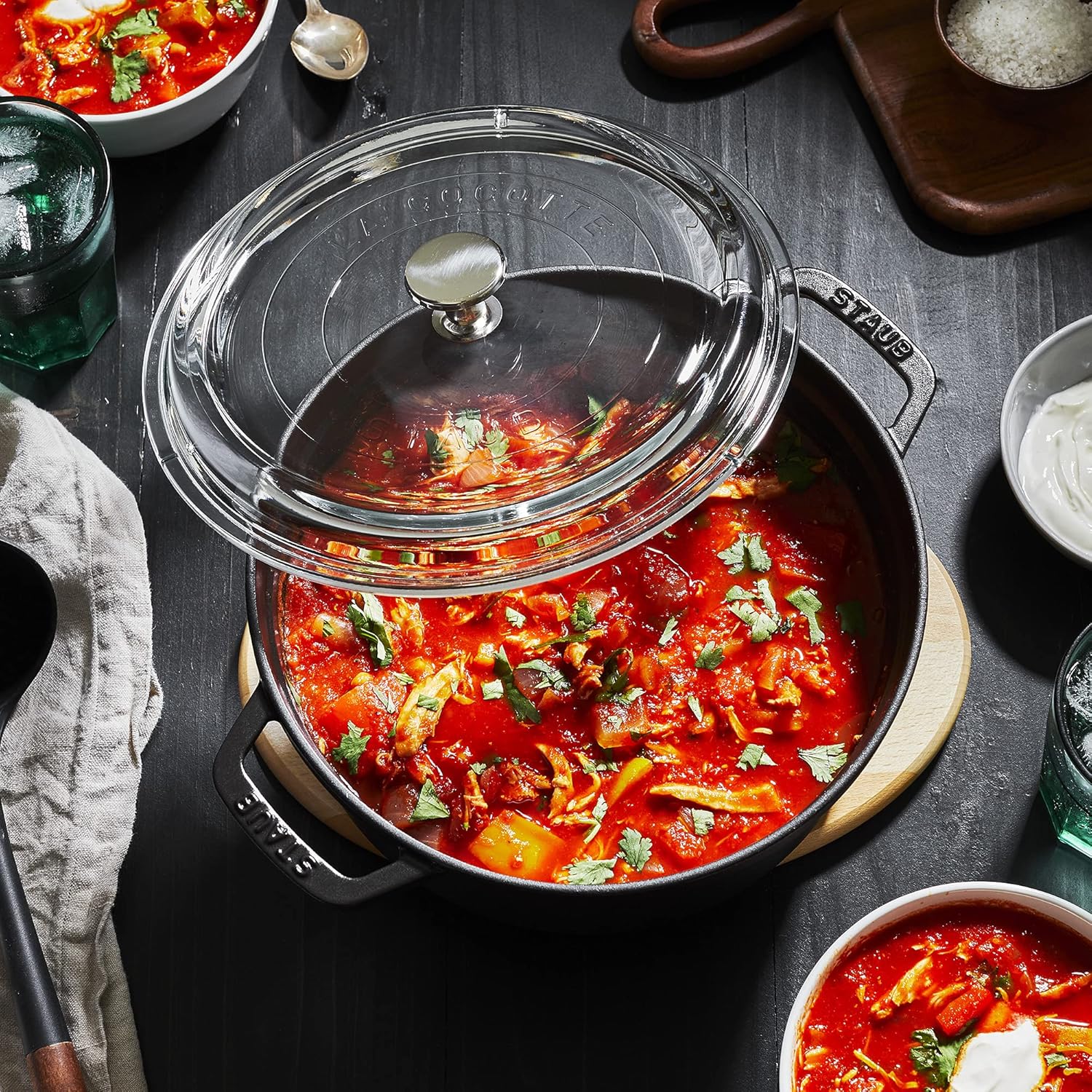 Cast Iron Dutch Oven 4-qt Round Cocotte with Glass Lid k7