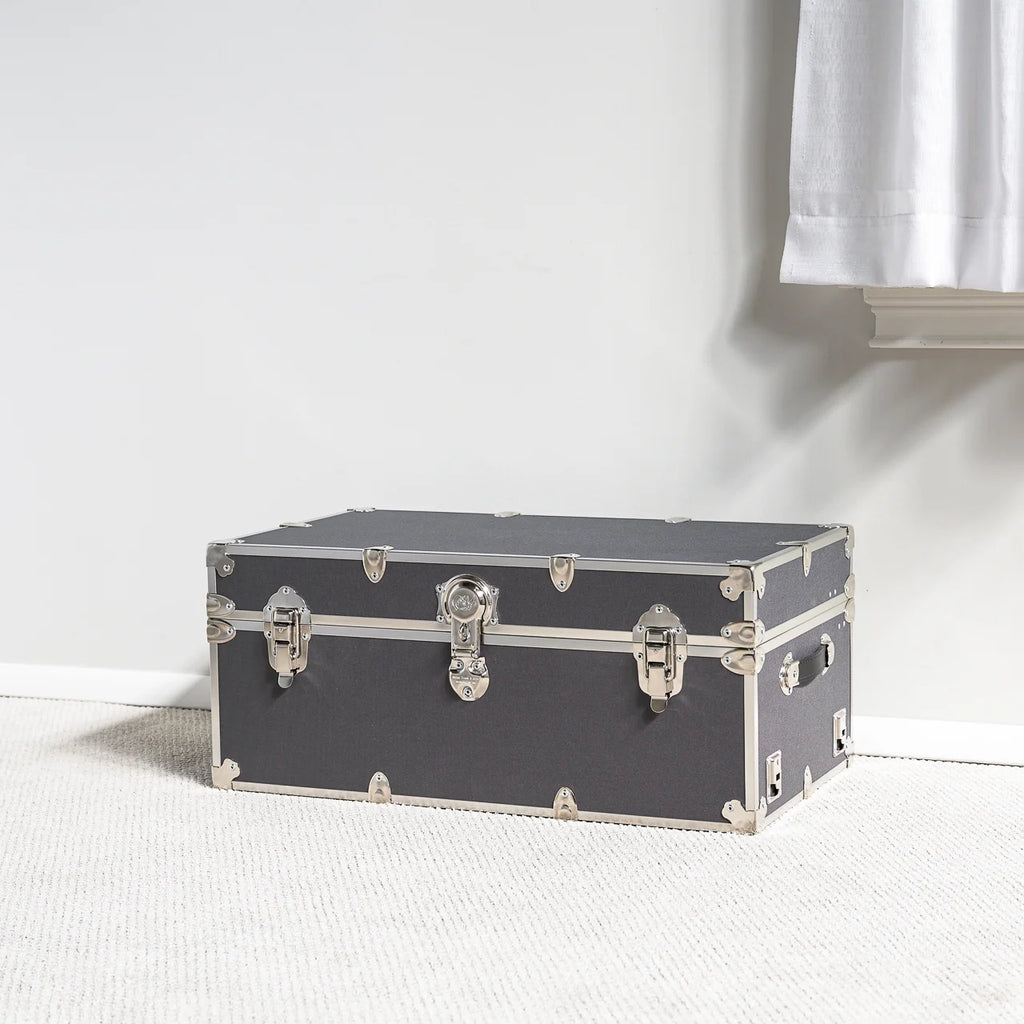 Large Armor Trunk with Removable Wheels 32x18x14 A7