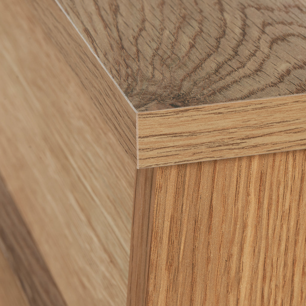 Dresser in Timber Oak Finish 7k