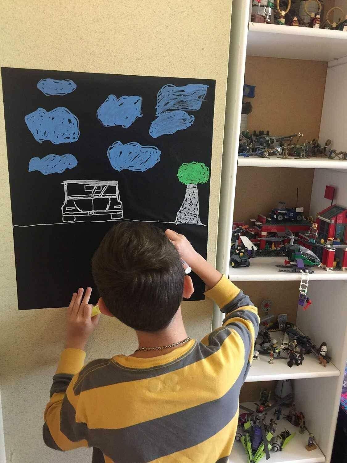 Chalkboard Wallpaper Roll with Markers & Eraser Cloth 7k