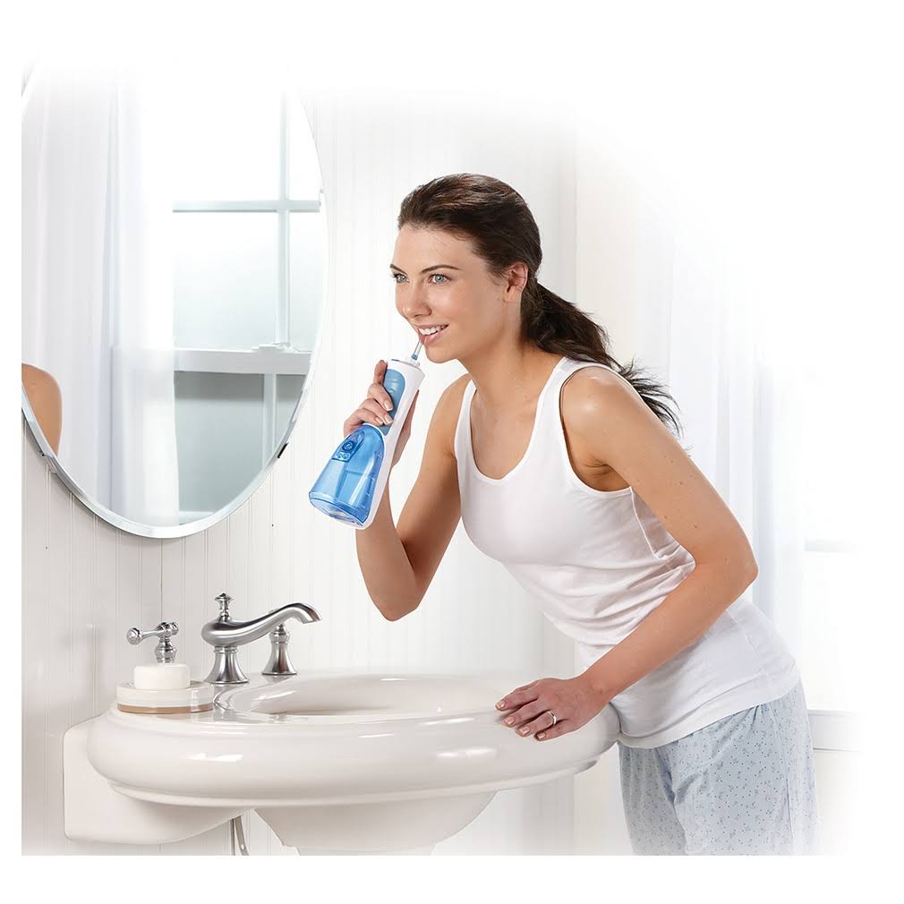 Water Flosser Cordless with Tip Case k7