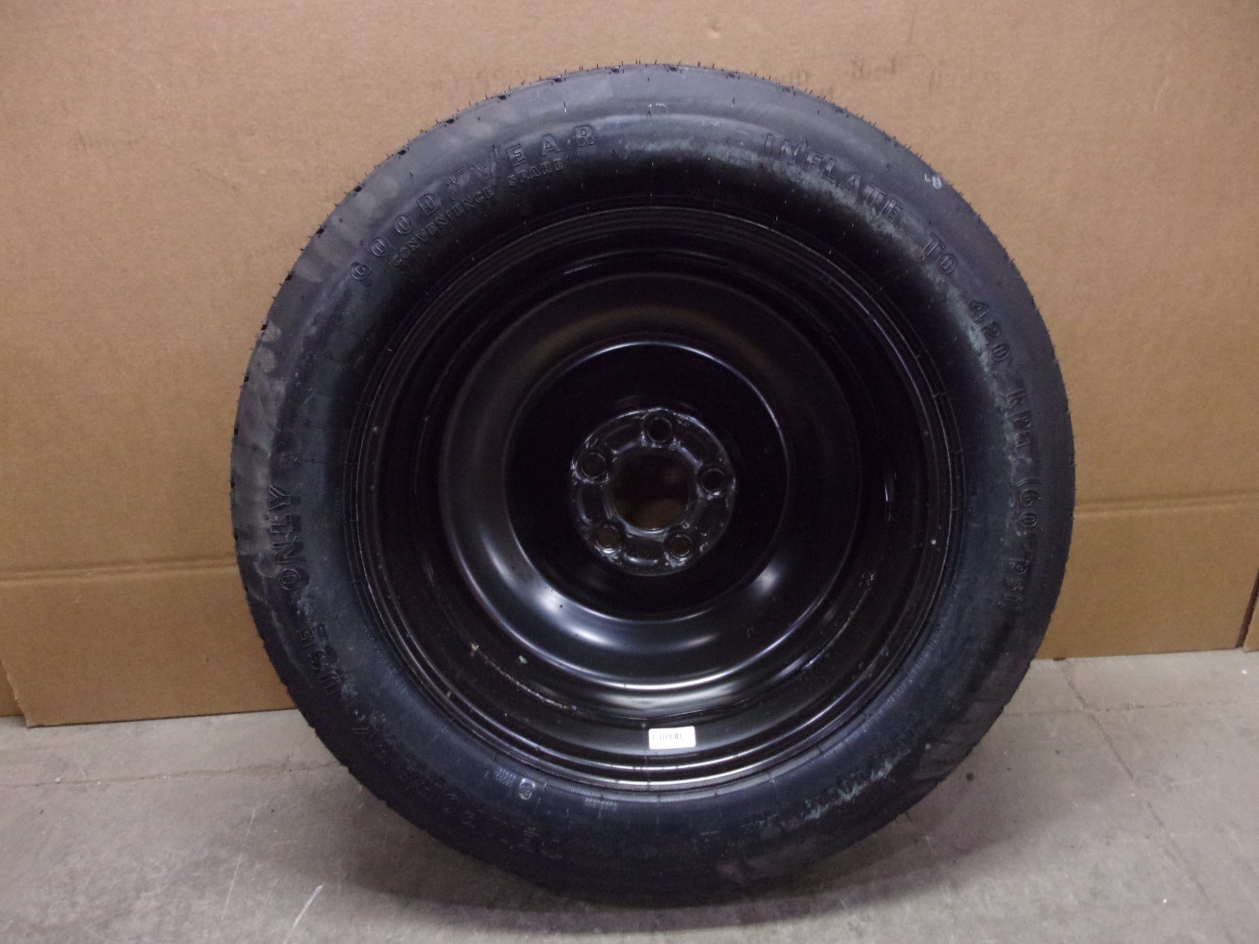 Steel Wheel Compact Spare Tire 17x4 T165/80D17 K7m